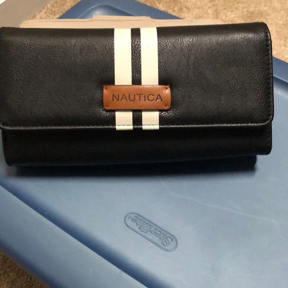 Large Black Wallet - Picture 1 of 3